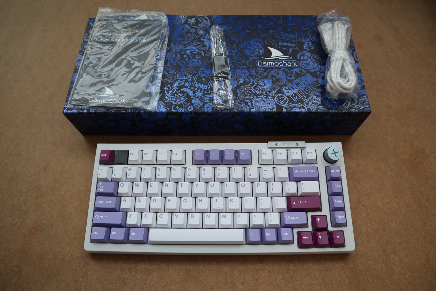 DARMOSHARK TOP75 PURPLE-WHITE OUTLET 0057