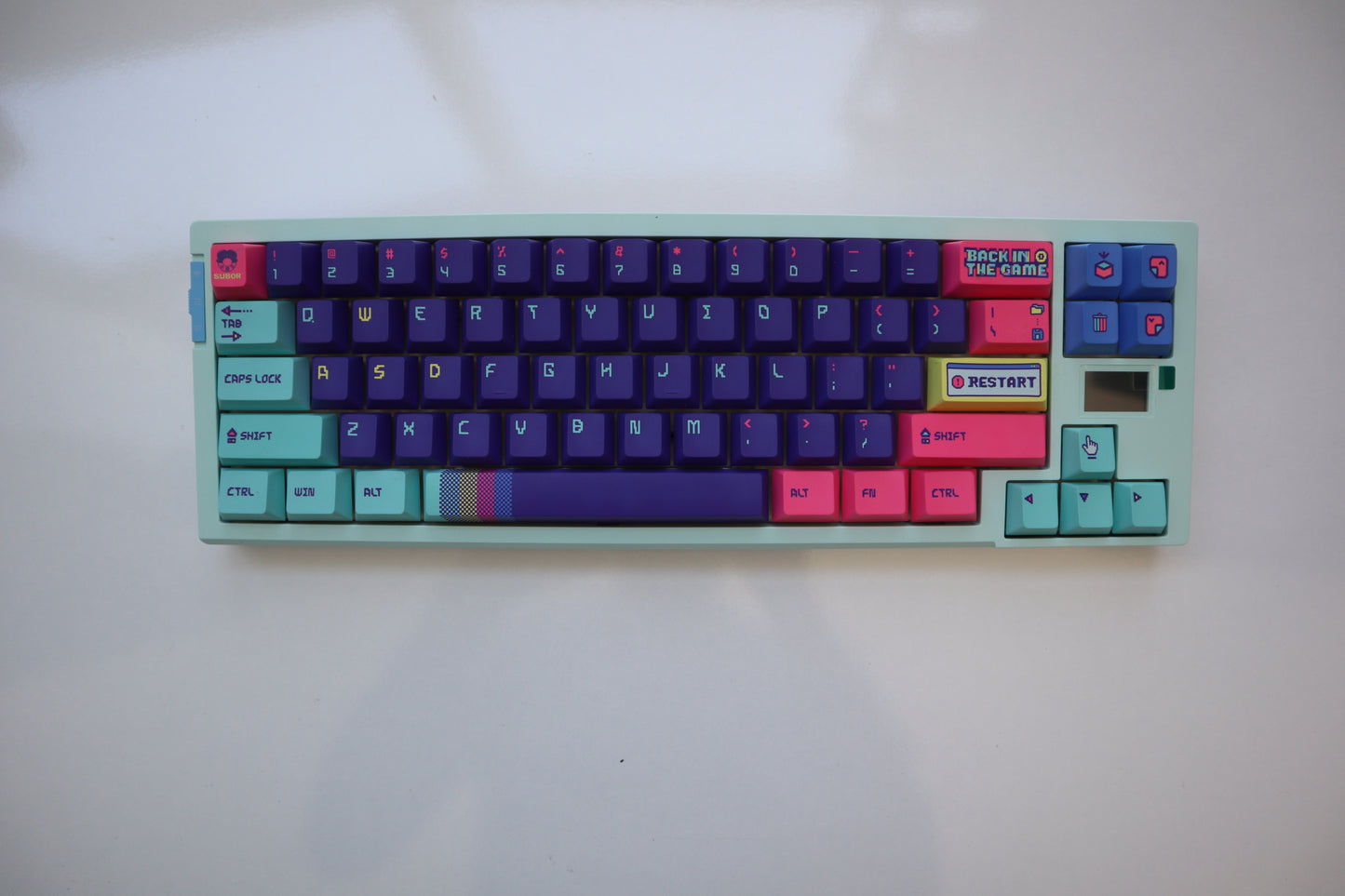 VGN X68 BACK İN THE GAME 0030 OUTLET