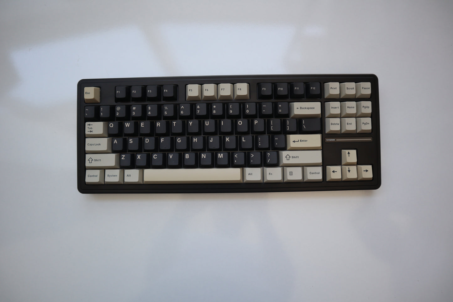 YUNZİİ YZ87 BLACK 0036 OUTLET