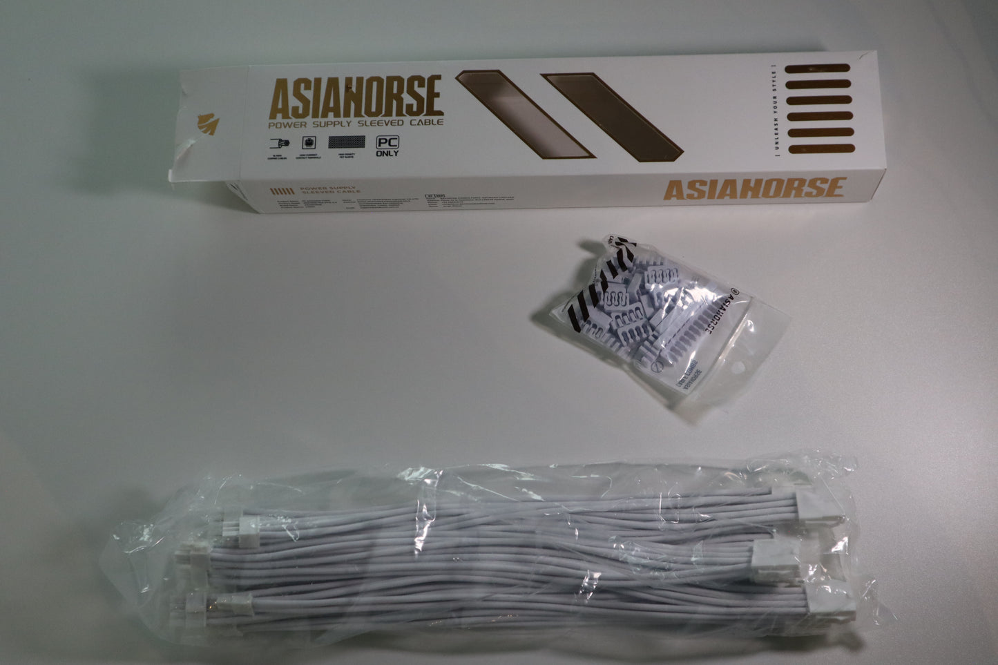 AsiaHorse Snow Series PSU Uzatma Kablosu Beyaz OUTLET 0057