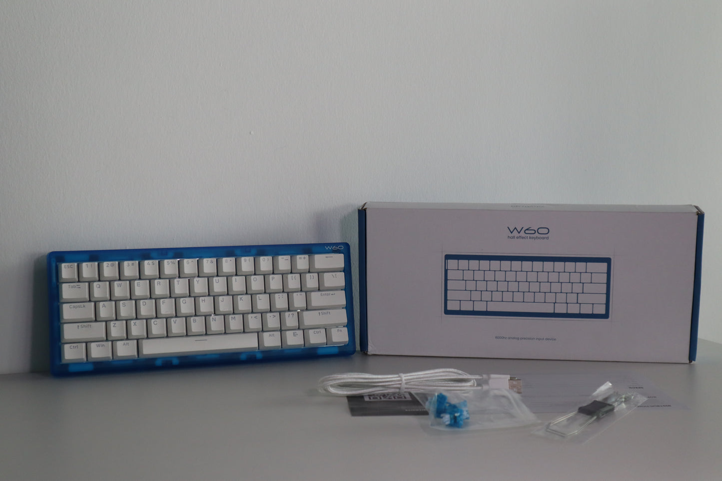 Wraith W60 Klavye (Manyetik Switch / HE) Mavi-Beyaz OUTLET 0203